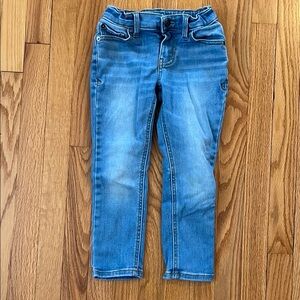 Cat & Jack Sz 5 Tapered Jeans